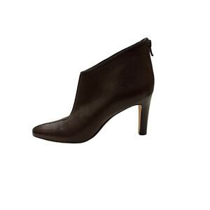 Manolo Blahnik Brown Semi Pointed Toe Leather Heeled Ankle Booties Size 37 US 7